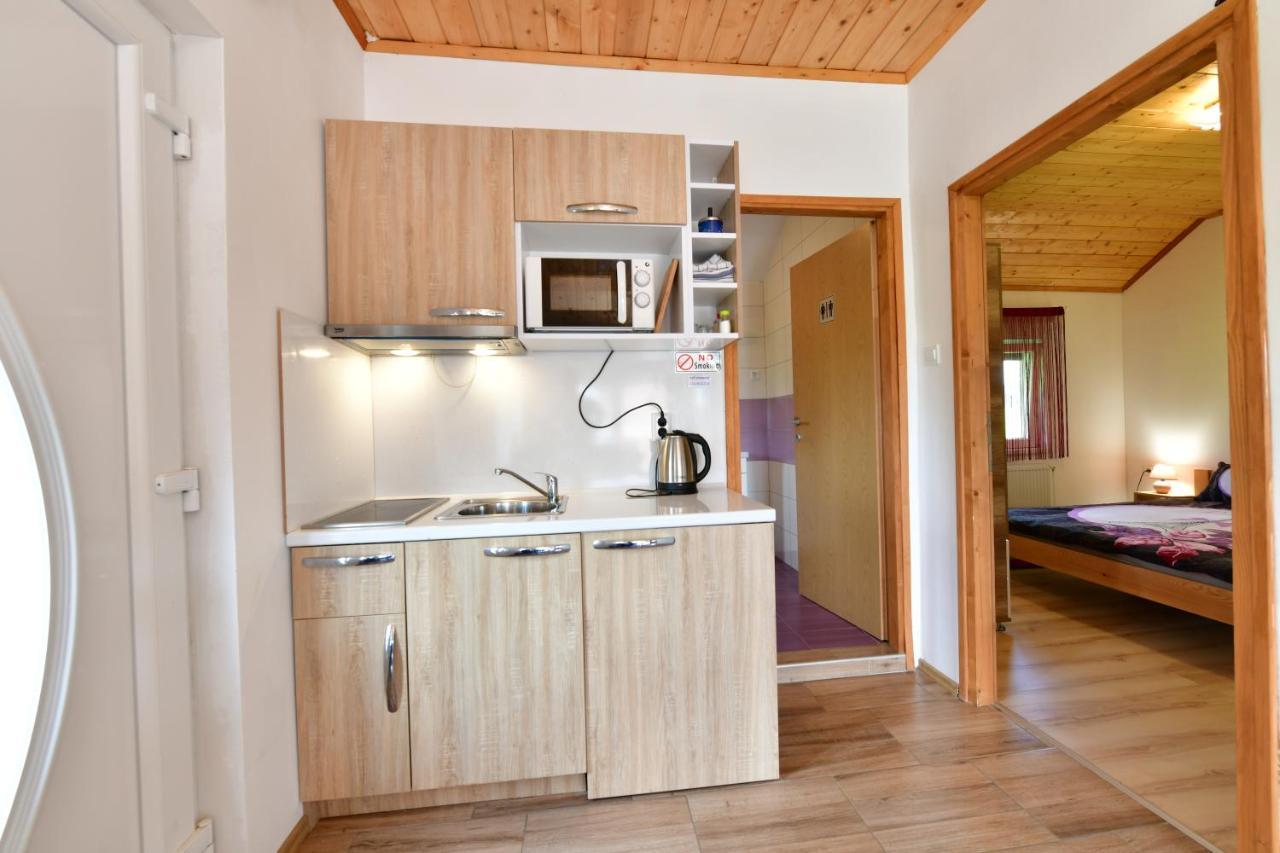 Apartments Laura ราโควิซา ภายนอก รูปภาพ