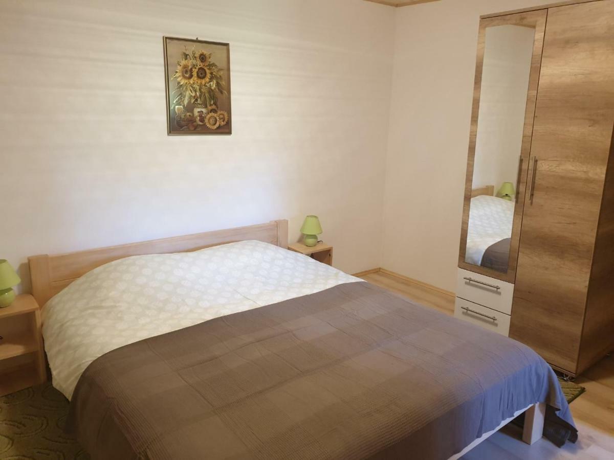 Apartments Laura ราโควิซา ภายนอก รูปภาพ